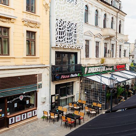Old City 부쿠레슈티 외부 사진