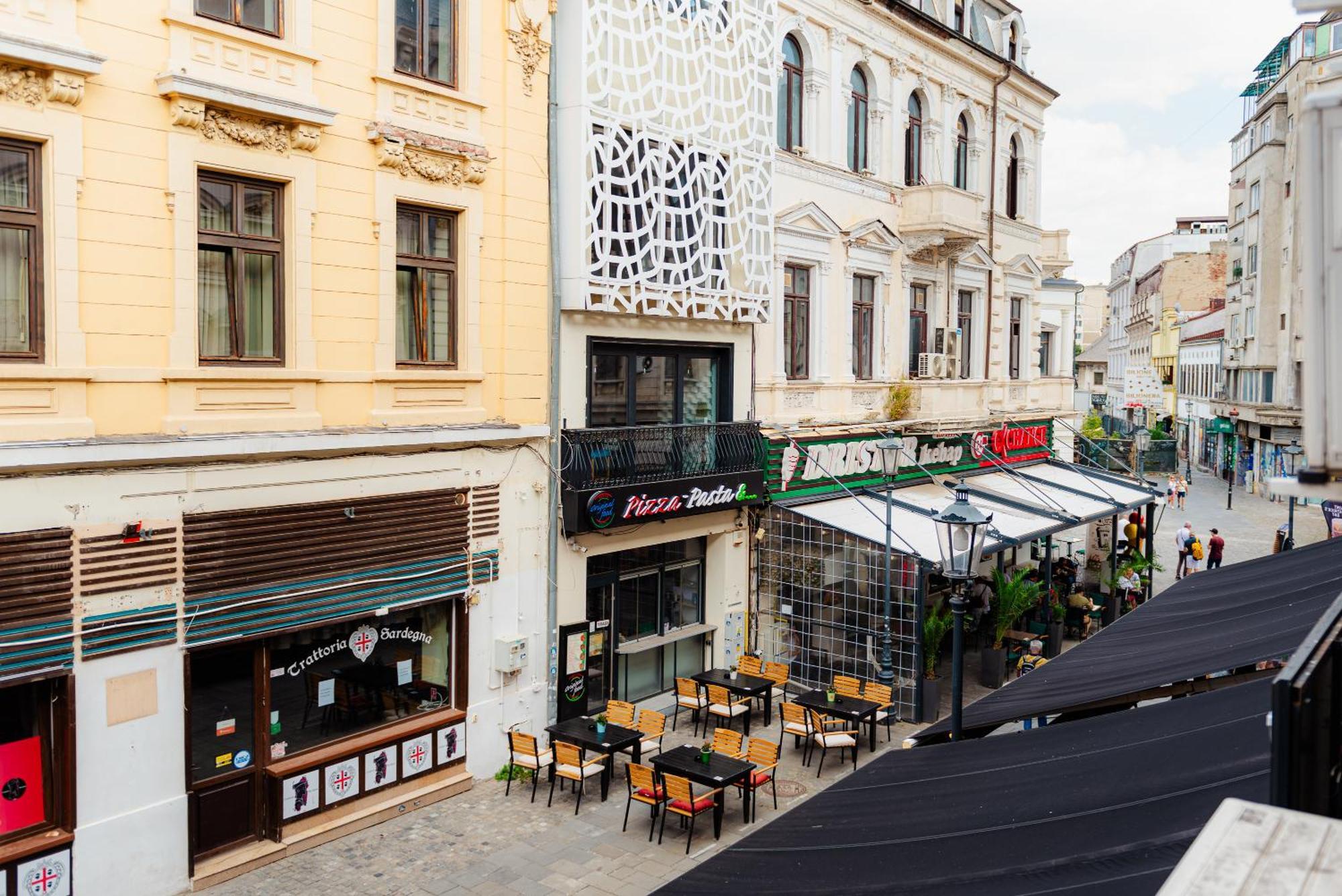 Old City 부쿠레슈티 외부 사진